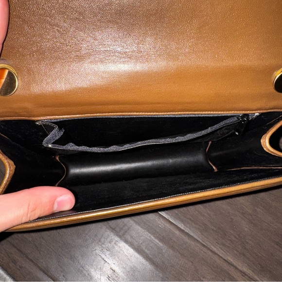 CC Tan Quilted Crossbody Bag - Picture 11 of 15